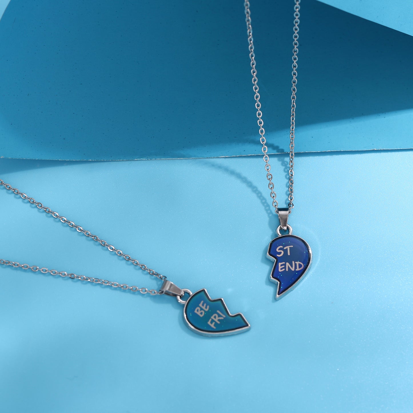 “Best Friend” Pendant Necklace